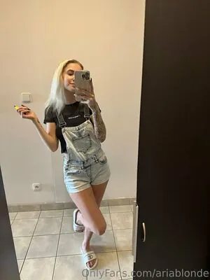 ariablonde
