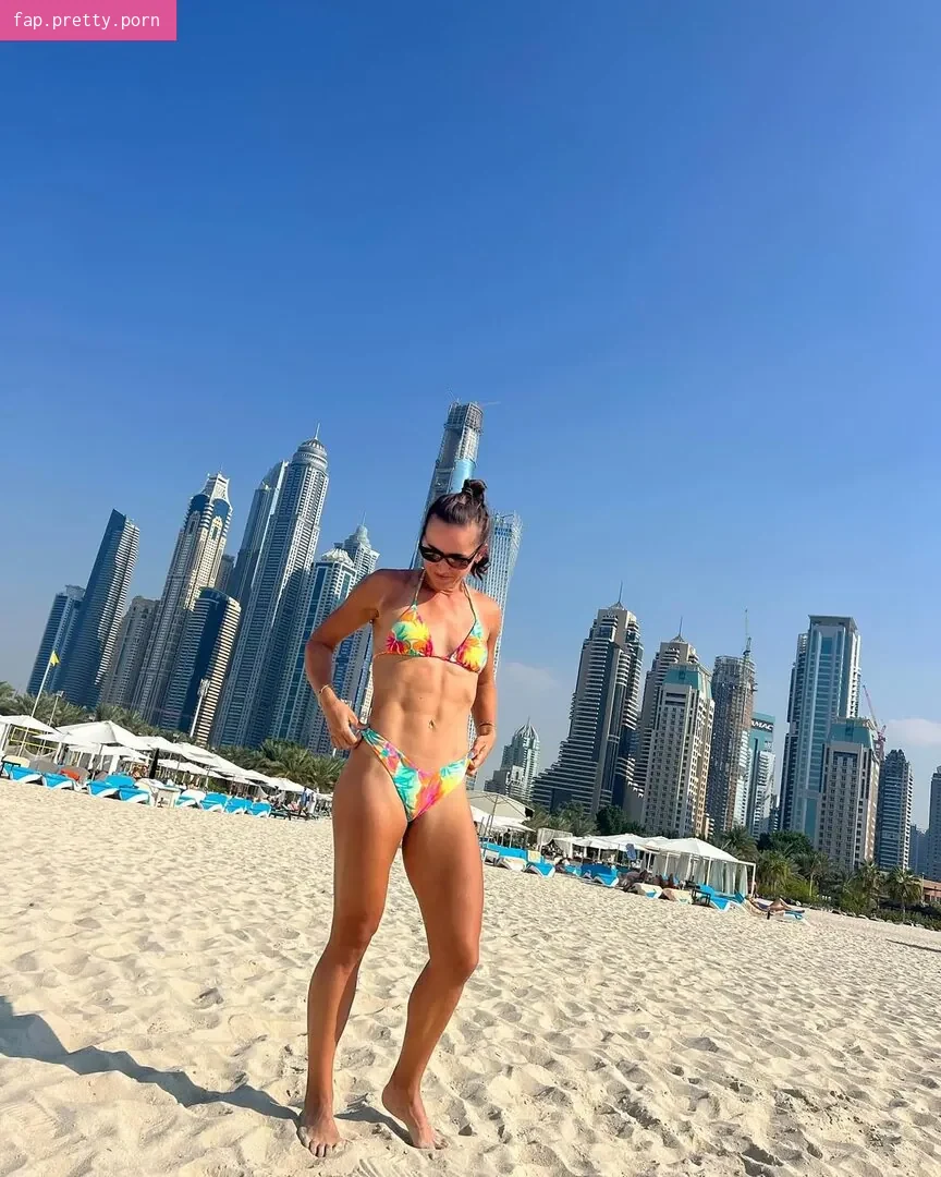 Arina Rodionova - Photo #02