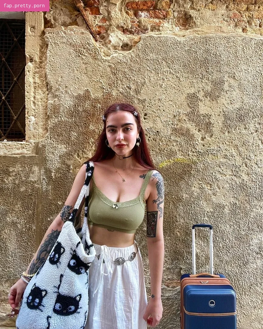 artbitch666 - Photo #00