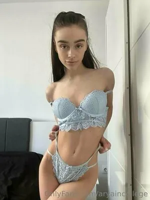 aryaincollege