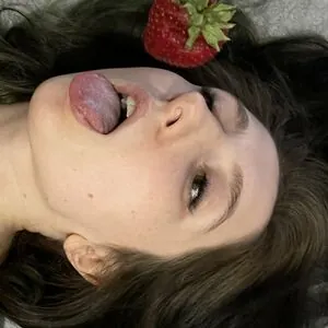 Ashley_Rossy
