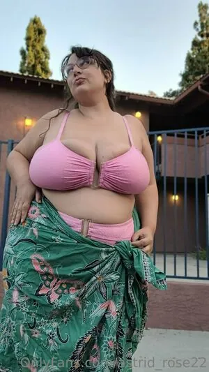 astrid_rose22