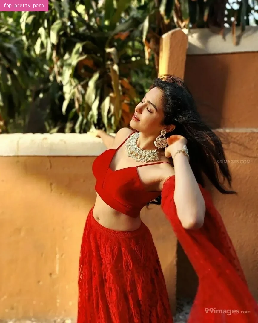 Adah Sharma - Photo #04