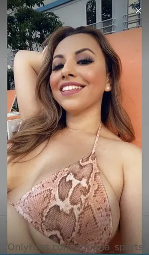 Adriana_sports