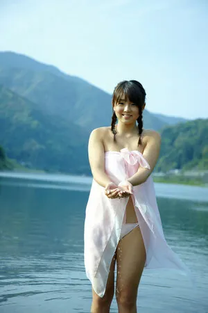 Ai Shinozaki