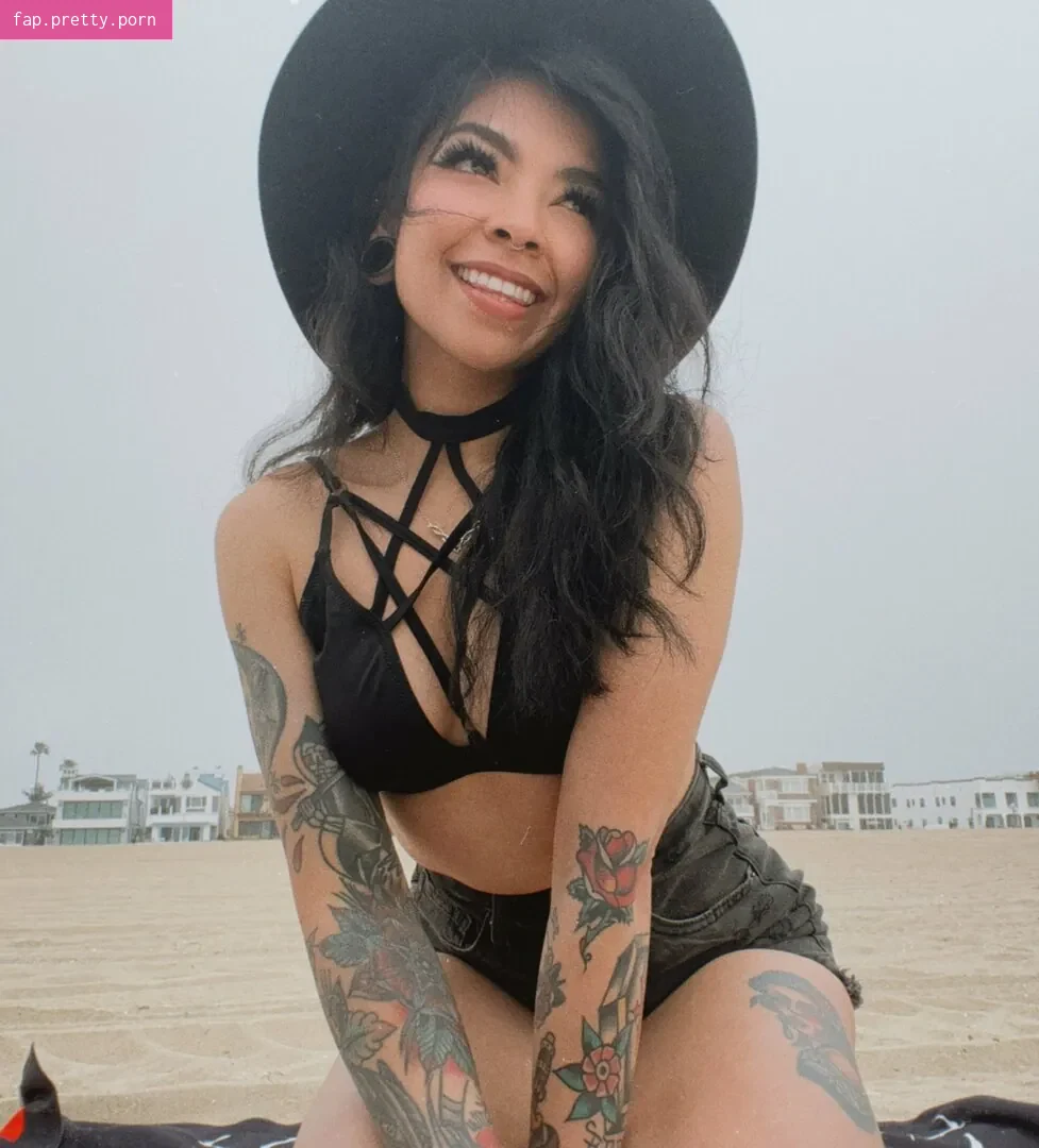 Aileen Senpai - Photo #09