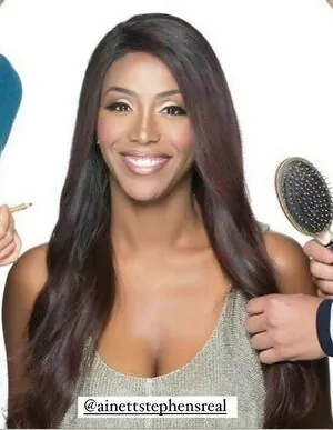 Ainett Stephens