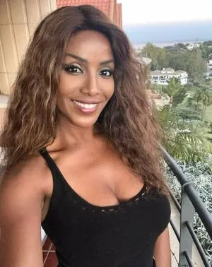 Ainett Stephens