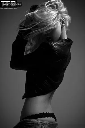 Alena Savostikova