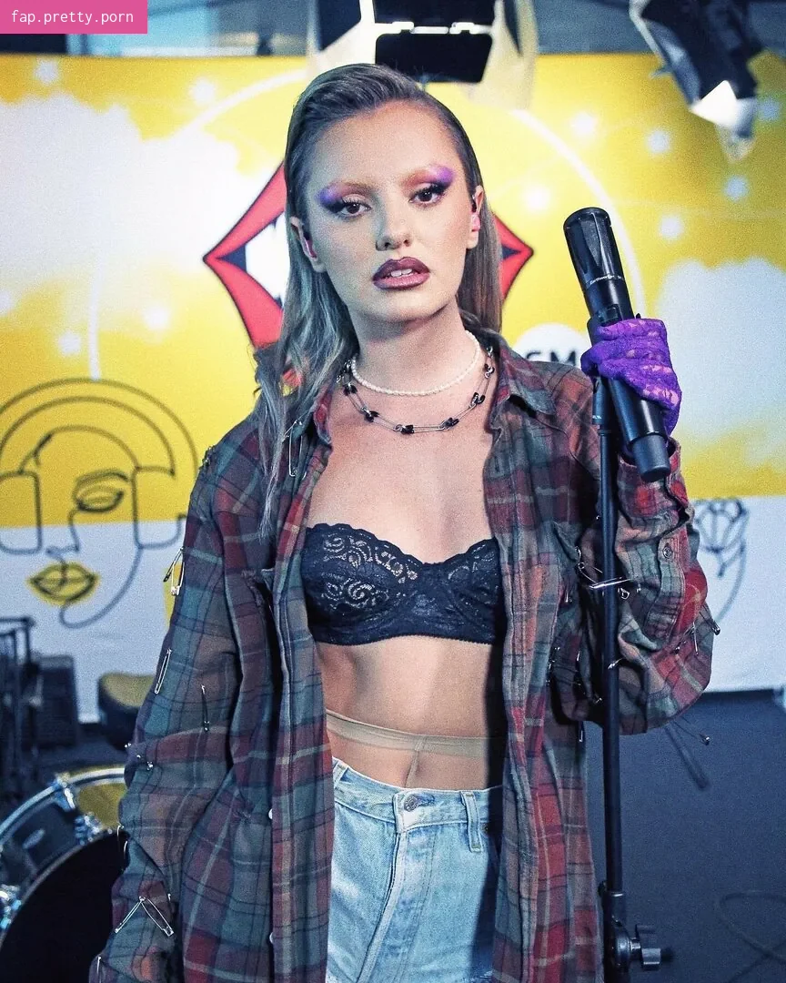 Alexandra Stan - Photo #94