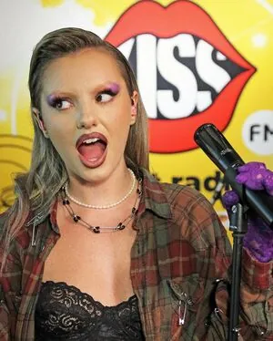 Alexandra Stan