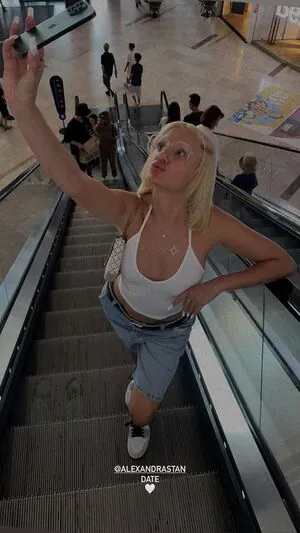 Alexandra Stan
