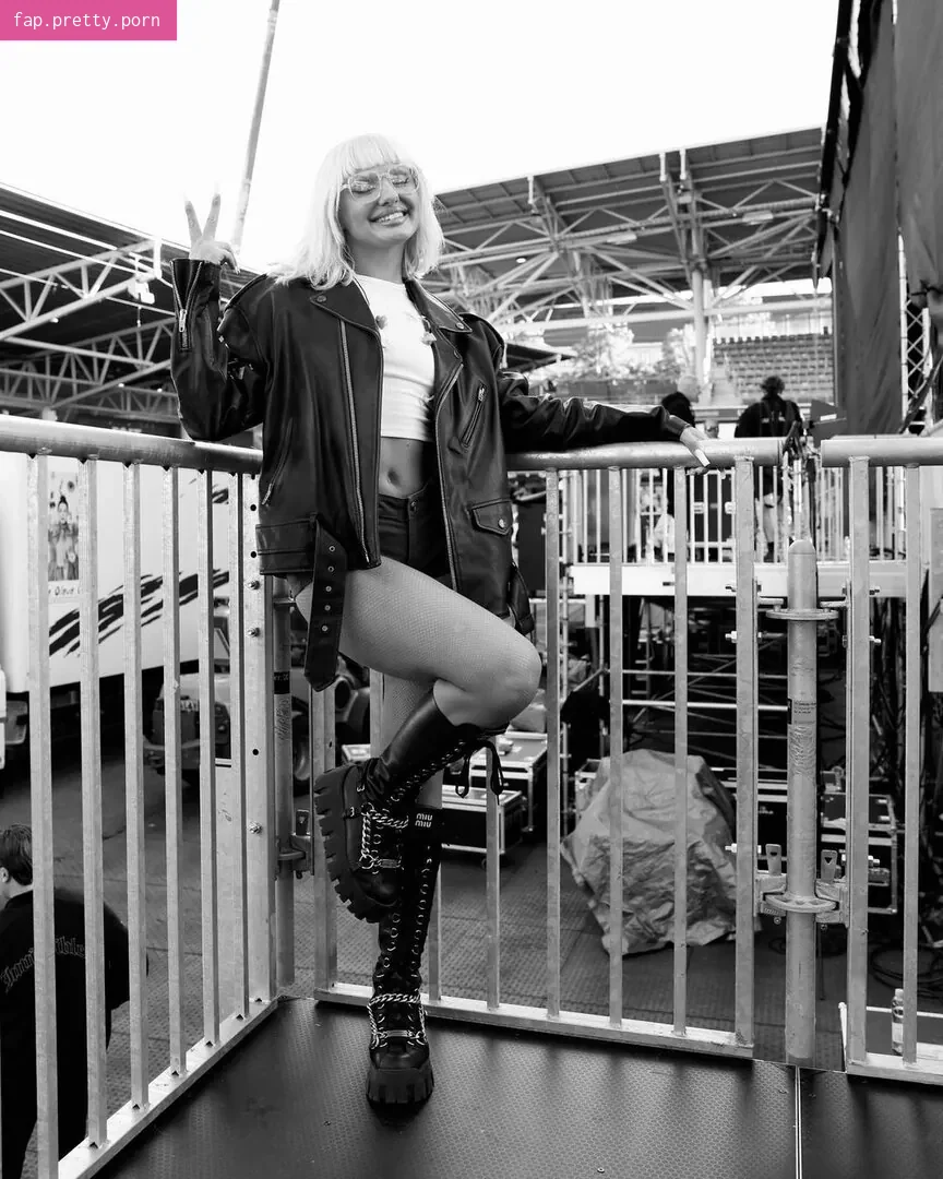 Alexandra Stan - Photo #14