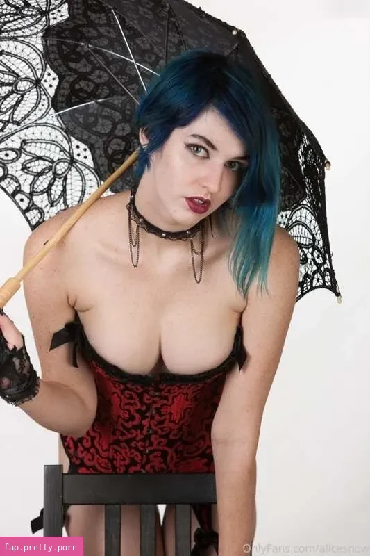 Alice Snow - Photo #78