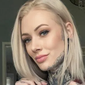 Alli Sin/ Jessica Payne