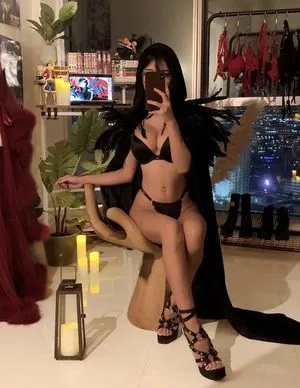 Alyssa Silos