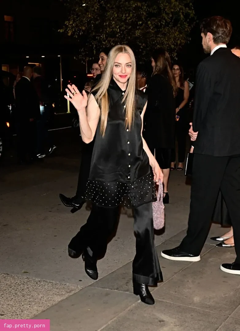 Amanda Seyfried - Photo #77