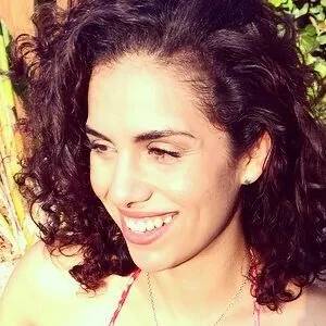 Andrea Sixtos