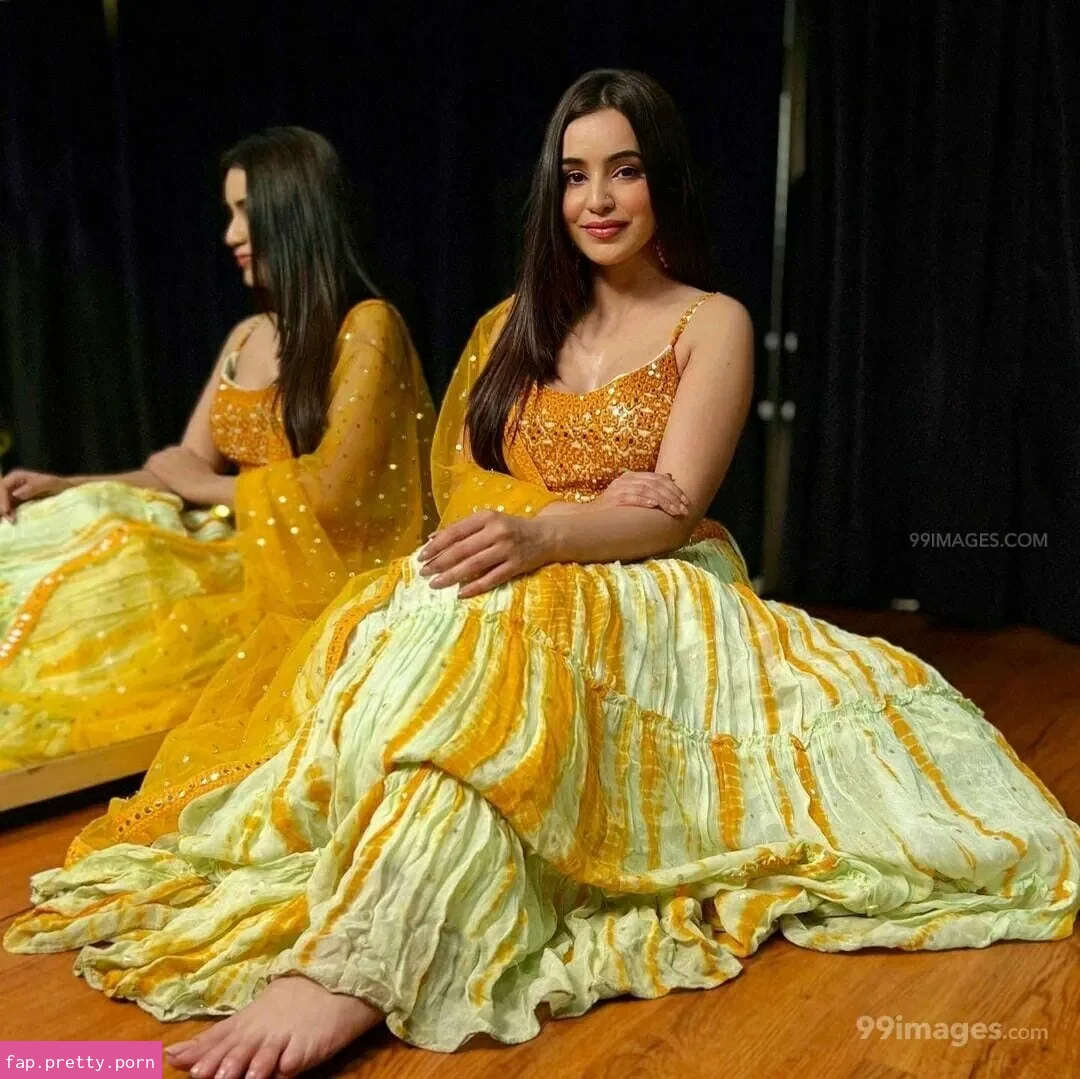 Ankitta Sharma - Photo #19