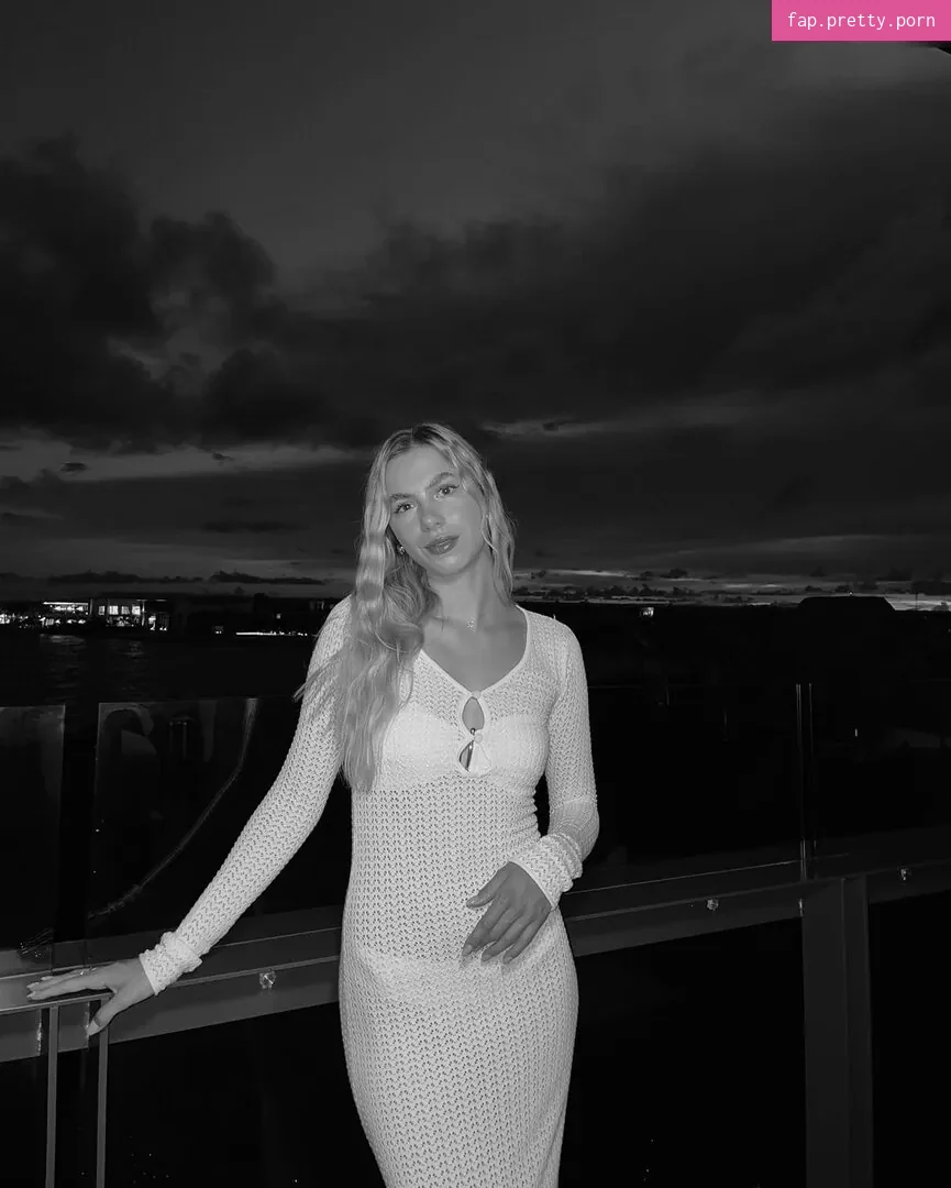 Anna Seidel - Photo #58