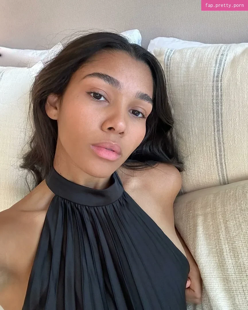 April’s ASMR - Photo #01