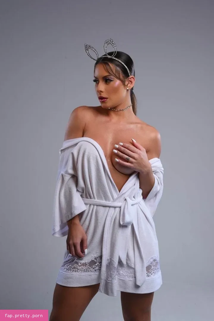Aricia Silva - Photo #18