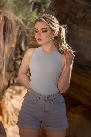 ashenreina