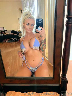 ashleywolfxo