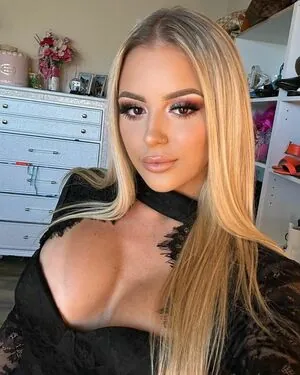 Ashlyn Sharp