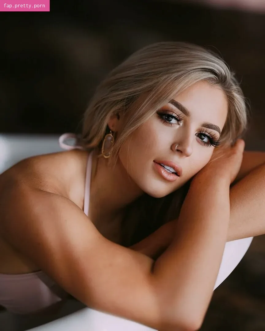 Ashlyn Sharp - Photo #81