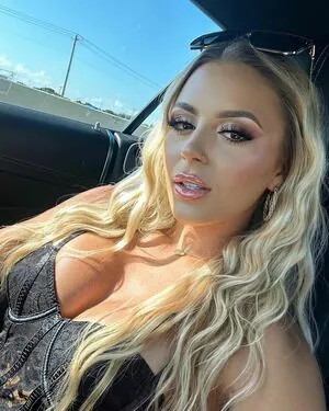 Ashlyn Sharp