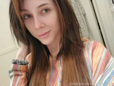 ashlynnviolet