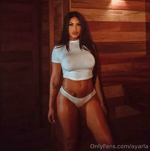 Ayarla Souza