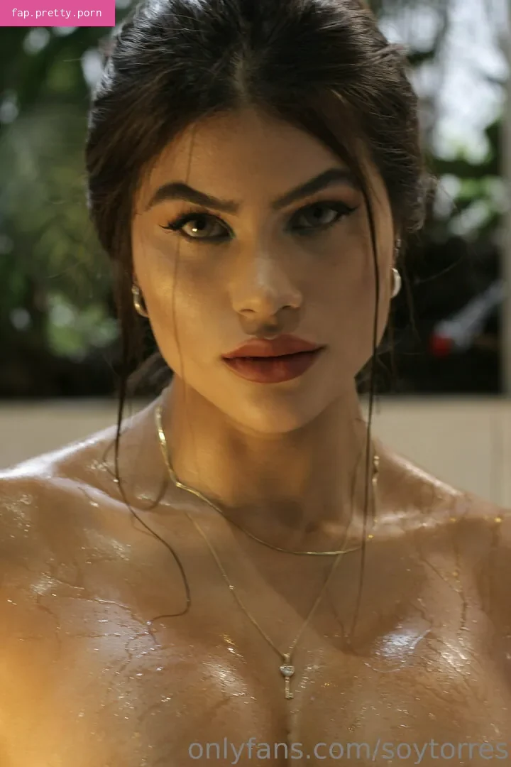 Aleja Torres - Photo #09