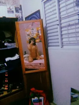 Alguem Tem Algo