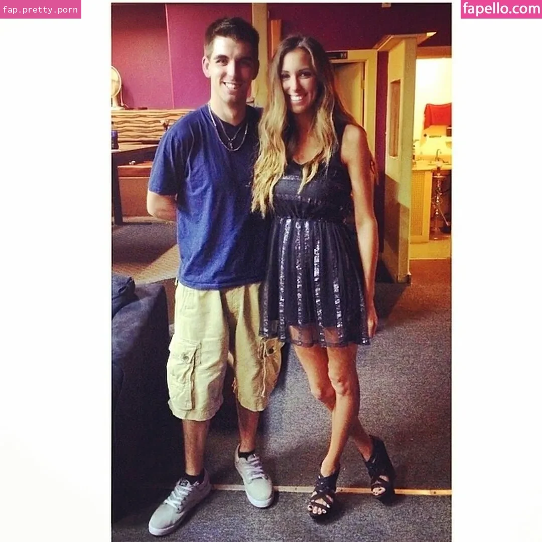 Amanda Thompson - Photo #90