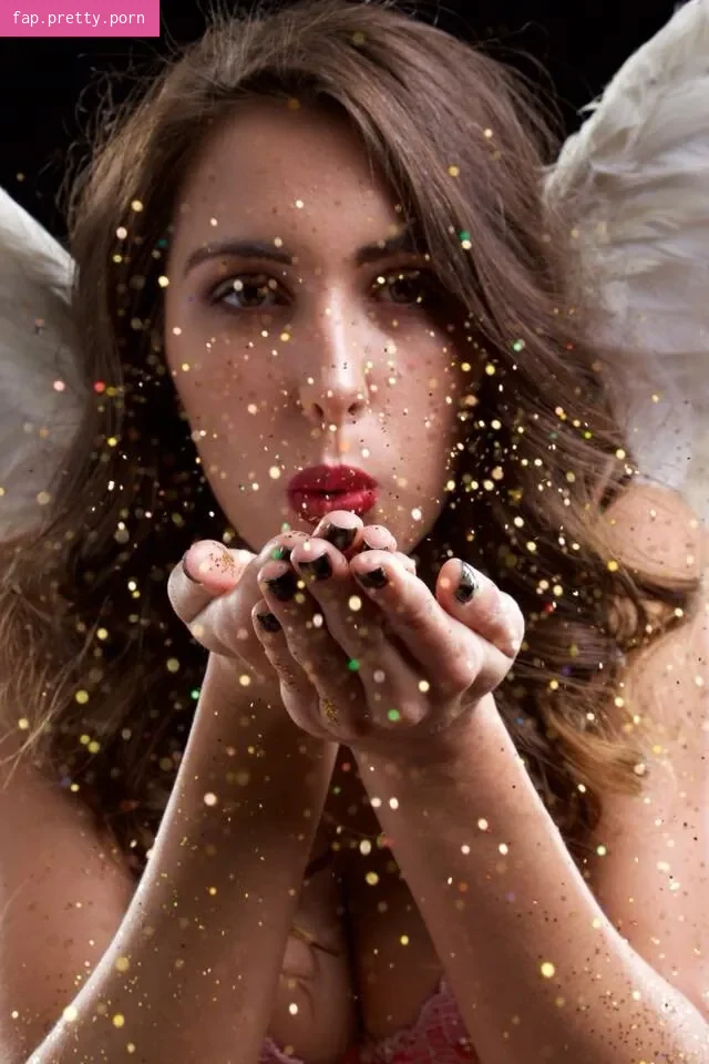 Amanda Thompson - Photo #71