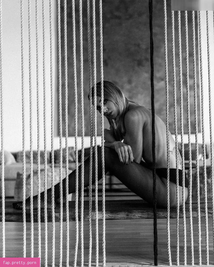 Anna Tatangelo - Photo #05