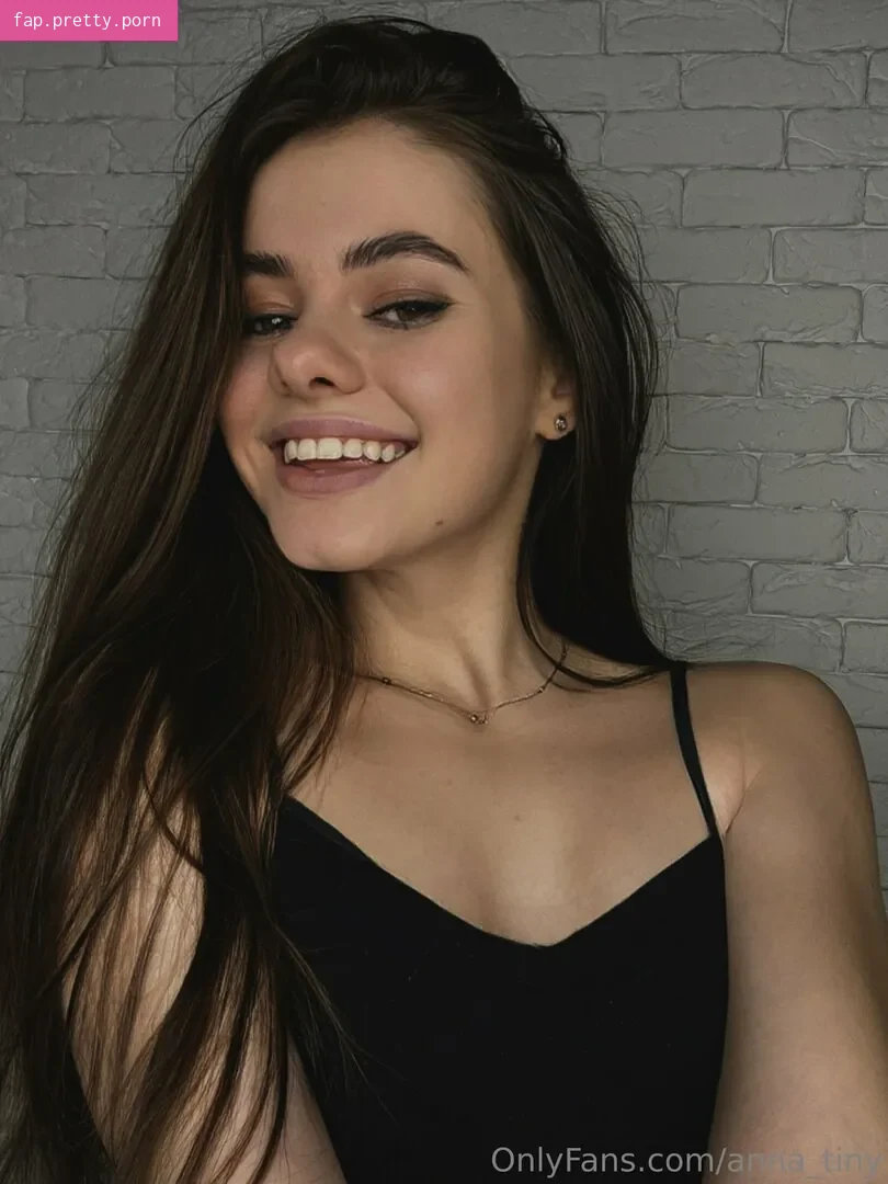 anna_tiny - Photo #01