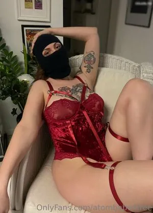 Atombabe