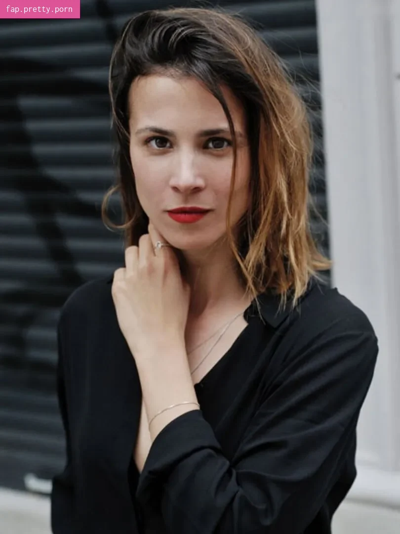 Aylin Tezel - Photo #68