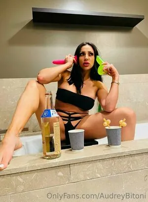 audreybitoni