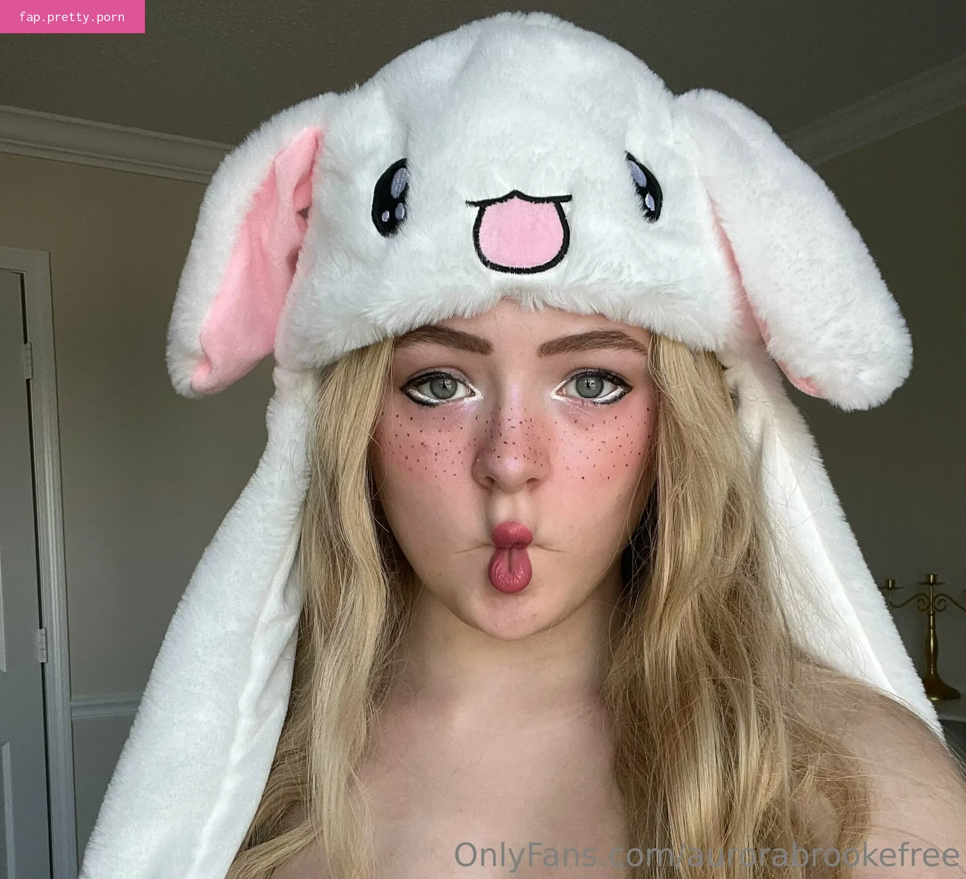 aurorabrookefree - Photo #41
