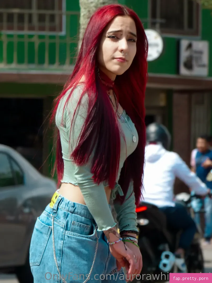 aurorawhitemodel - Photo #24