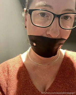 aussiebondagegirl
