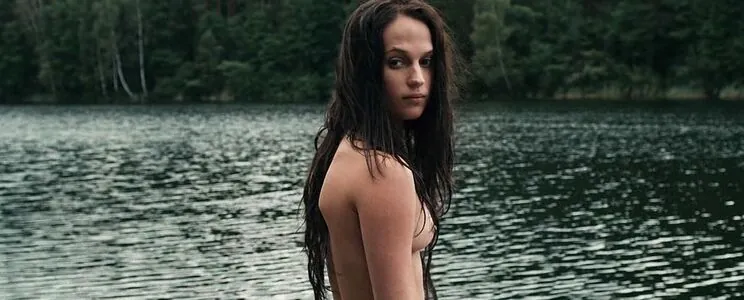 Alicia Vikander