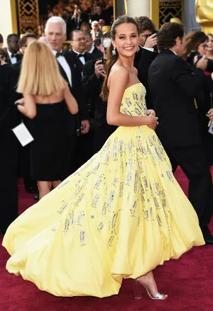 Alicia Vikander