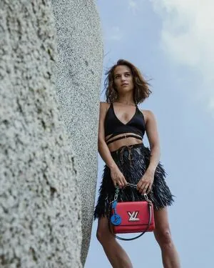 Alicia Vikander