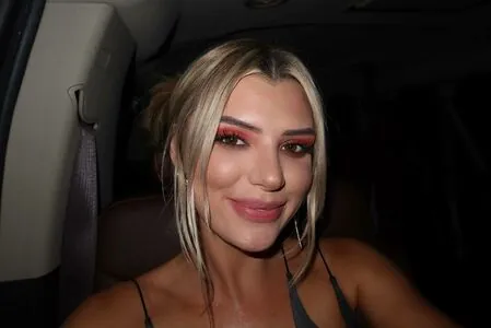 Alissa Violet