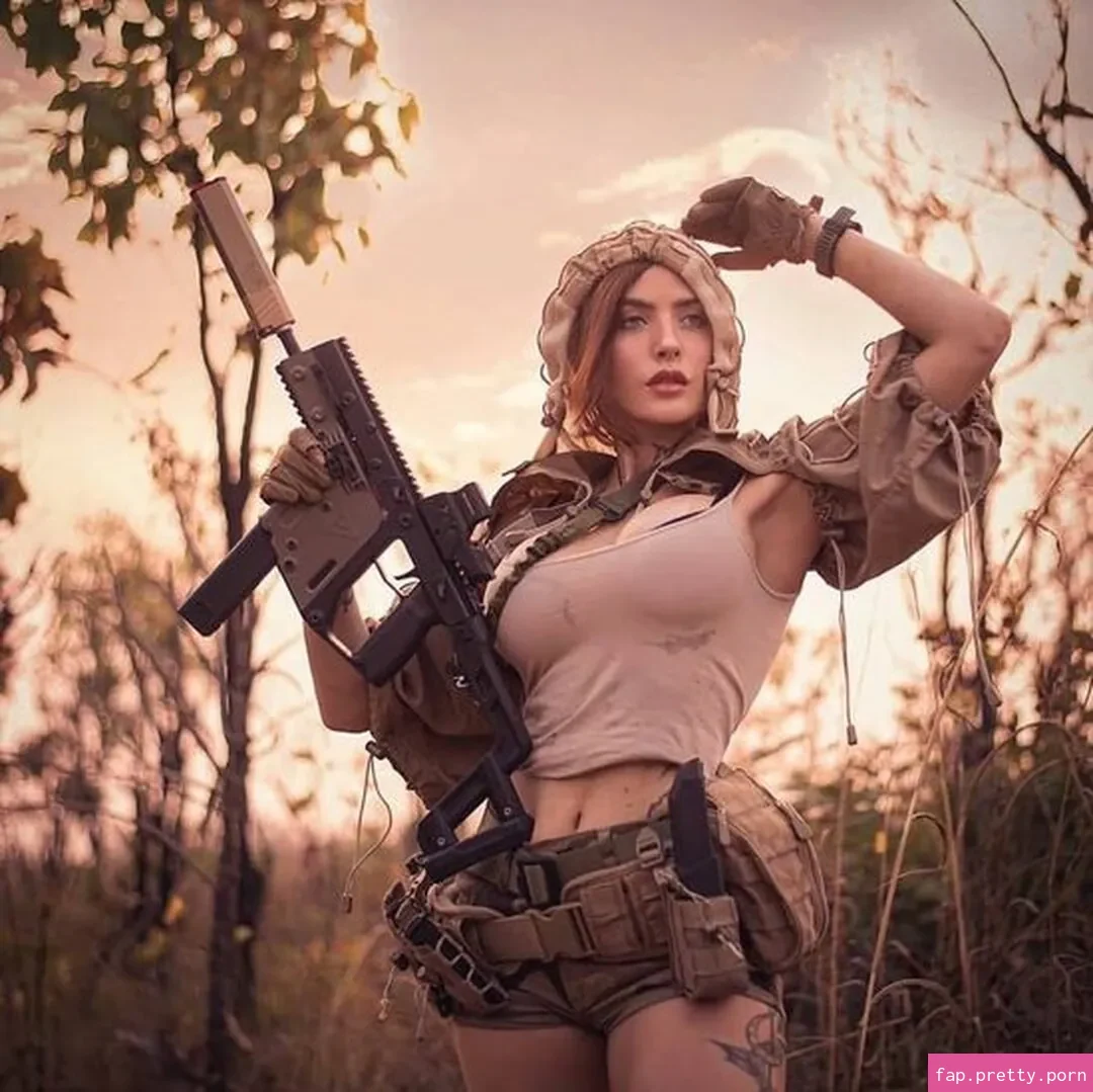 Anna Vargas - Photo #03